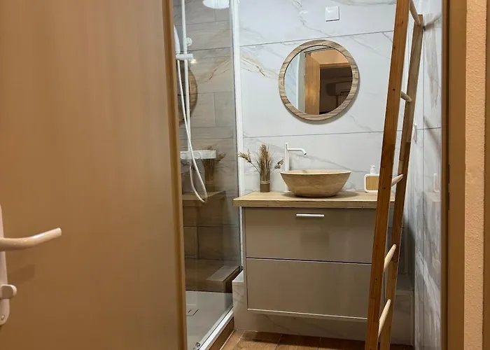 T2, Balneo, Sauna, Lit Rond, Jeux Arcades, Parking Appartement