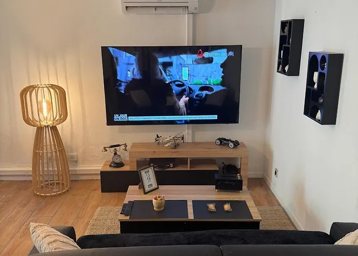 T2, Balneo, Sauna, Lit Rond, Jeux Arcades, Parking * トゥルヌフイユ