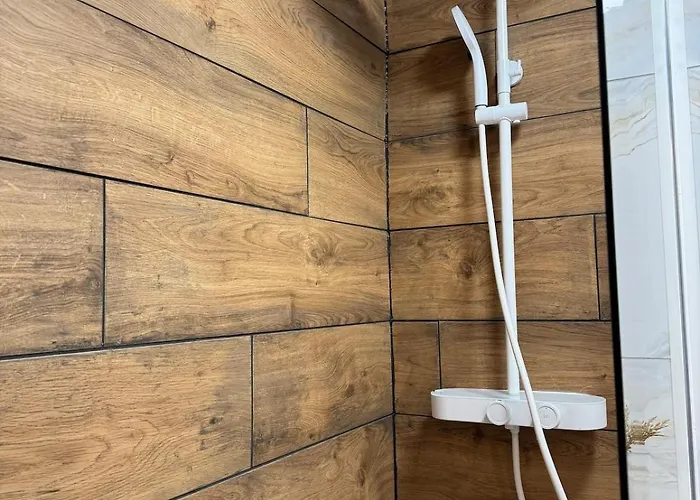 T2, Balneo, Sauna, Lit Rond, Jeux Arcades, Parking *